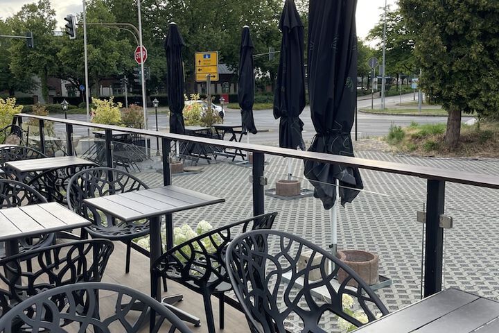 Terrace/Patio 35 of 37
