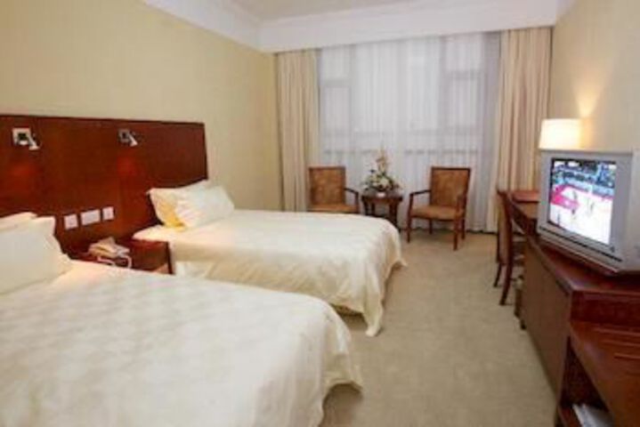 Room 3 of 22