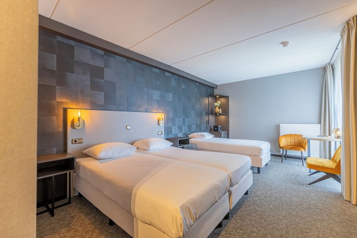 Room 16 of 61