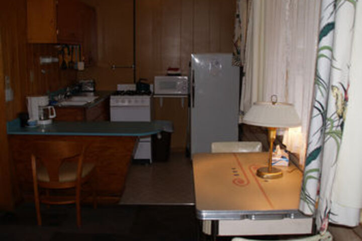 Room 33 of 46