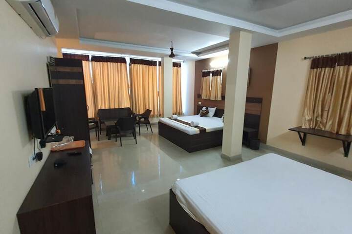 Room 21 of 50