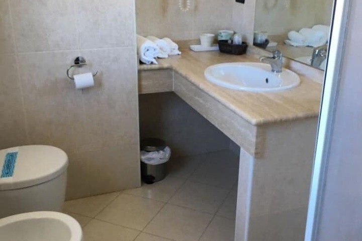 Clean Restrooms
