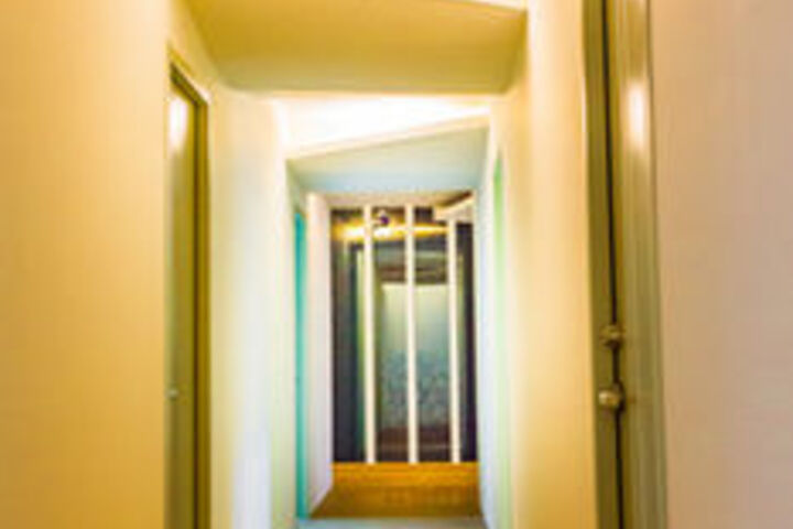 Ballroom/Hall 28 of 29