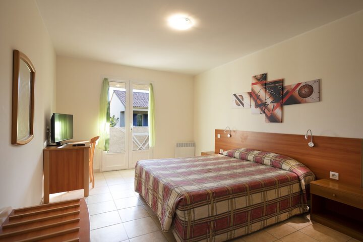 Room 17 of 50