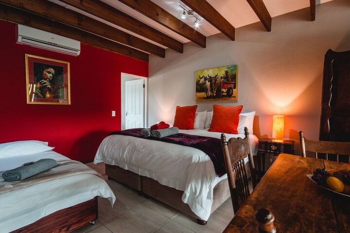 Room 8 of 26