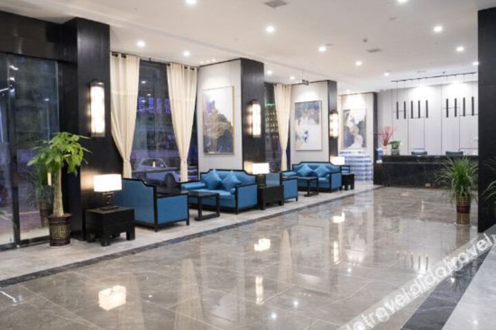 Hotel Interior 3 of 16