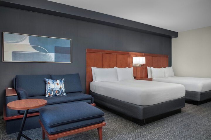 Room 16 of 42