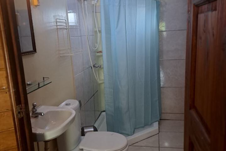 Room 27 of 69