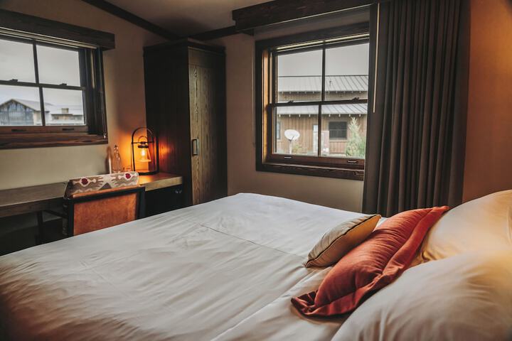 Room 19 of 46