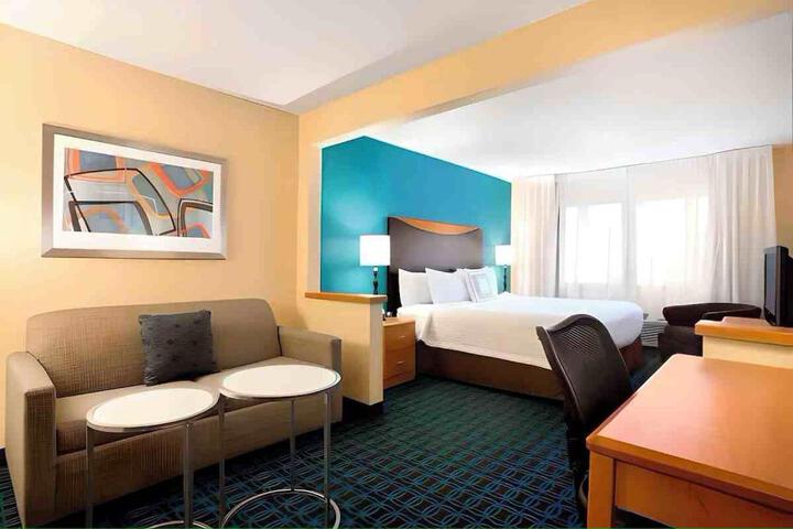 1 King Bed Suite (3 of 3)