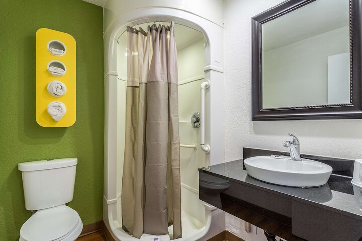 Room 15 of 29