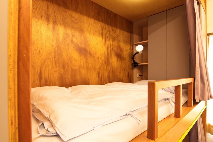 Room 17 of 58
