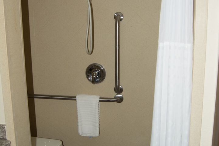 1 King Bed Accessible (7 of 23)