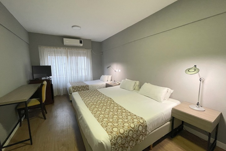 Room 41 of 69