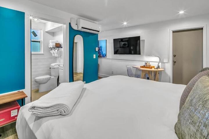 Room 15 of 227