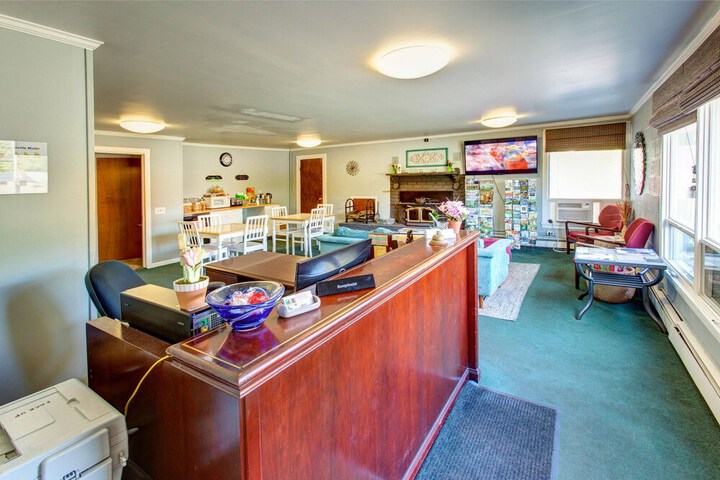 Hotel Interior 2 of 31