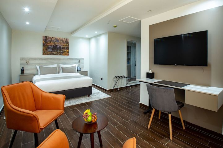 Room 7 of 47
