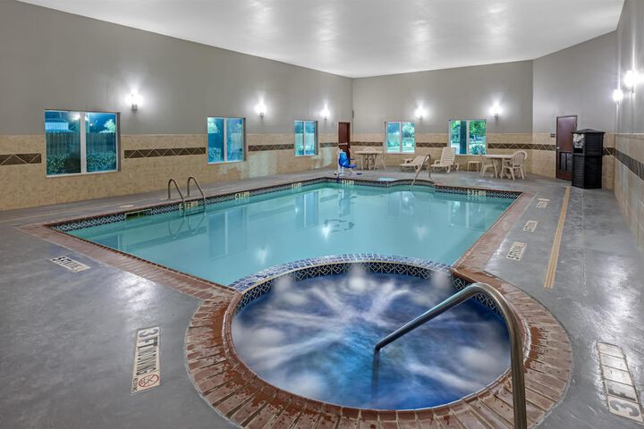 Swimming pool at Best Western South Plains Inn & Suites