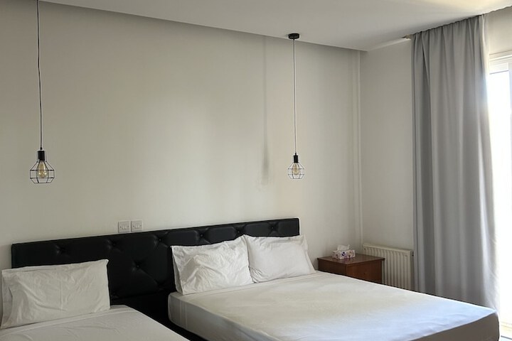 Room 65 of 110