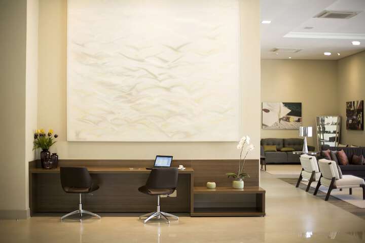 Business Center 69 of 71