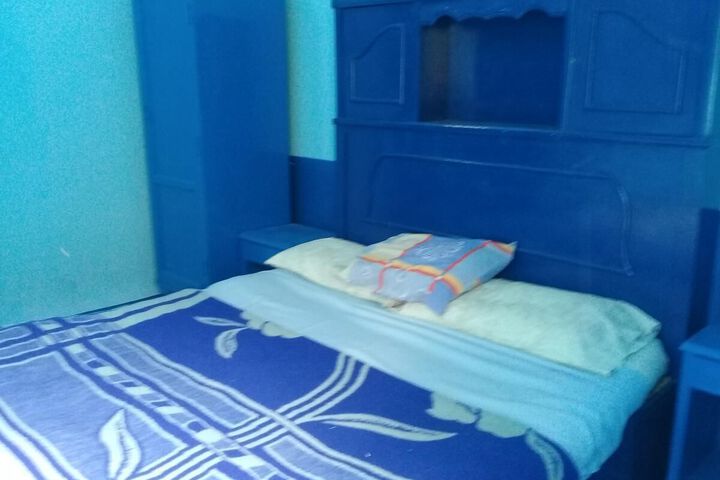 Room 13 of 22