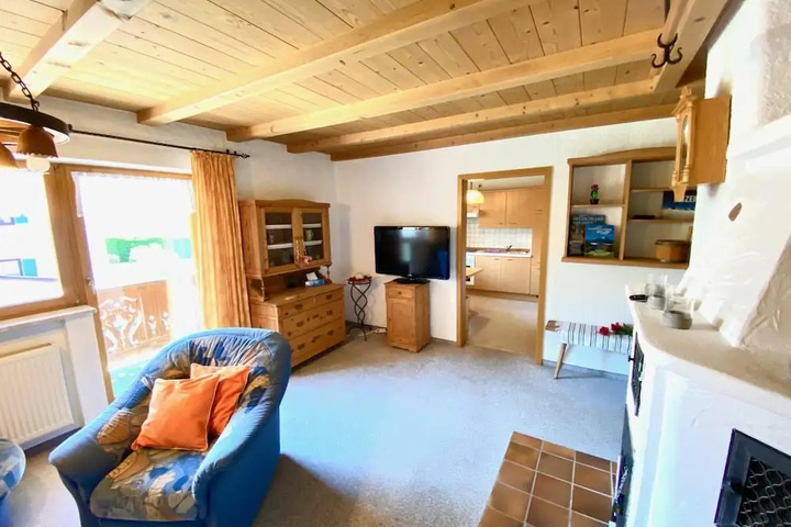Room 3 of 15