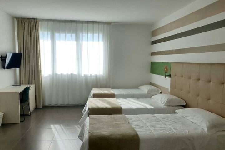 Room 21 of 43