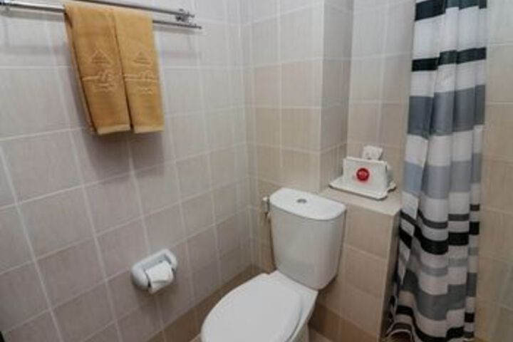 Room 6 of 101