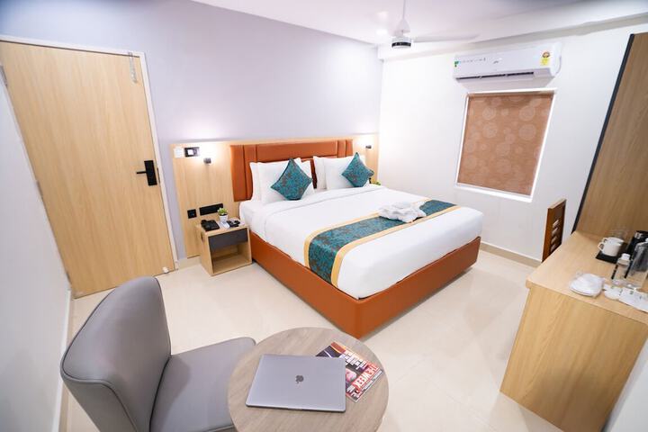 Room 4 of 59