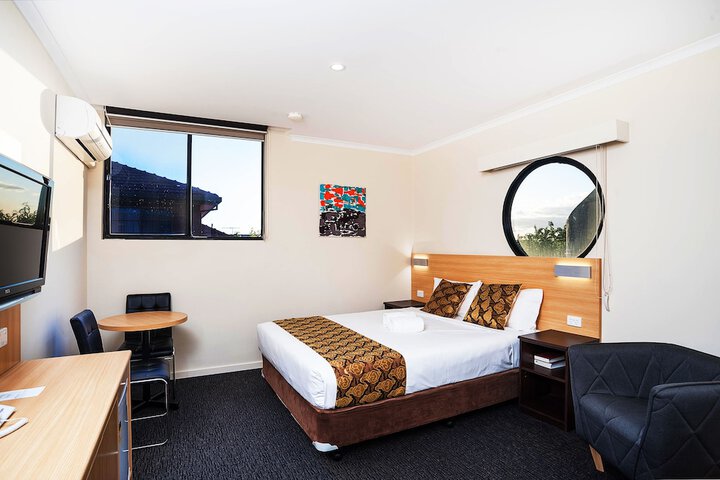 Room 4 of 35