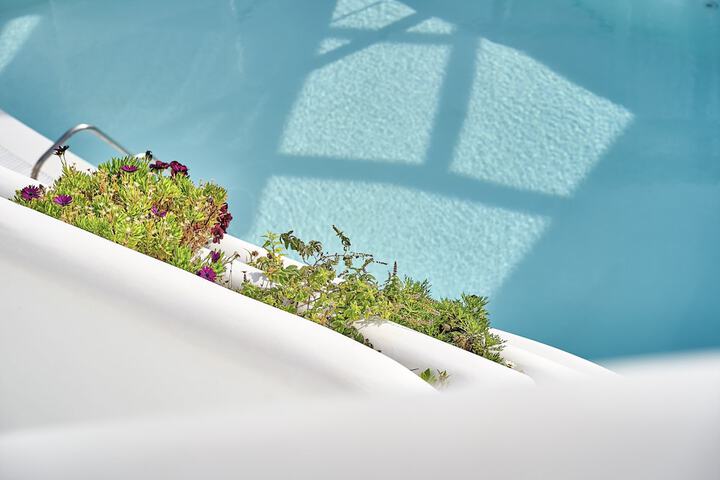 Pool 190 of 230