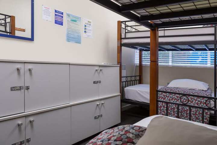 Room 11 of 106