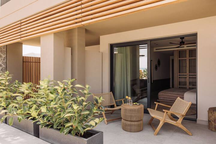 Terrace/Patio 19 of 44