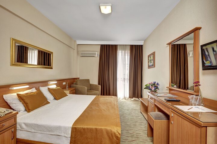 Room 20 of 111