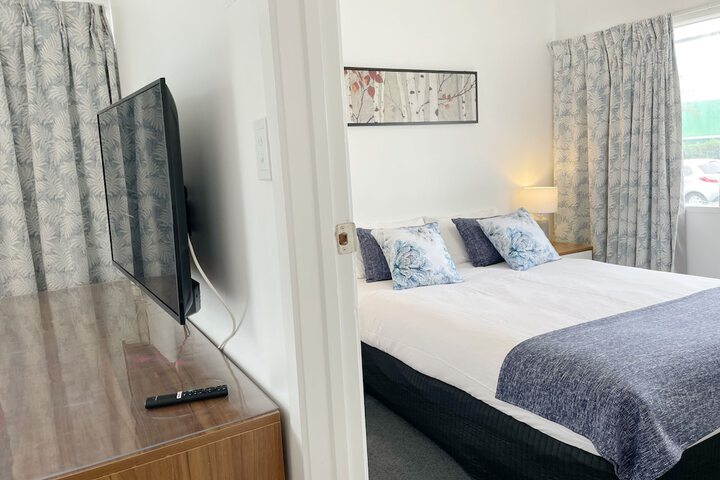 Room 5 of 35