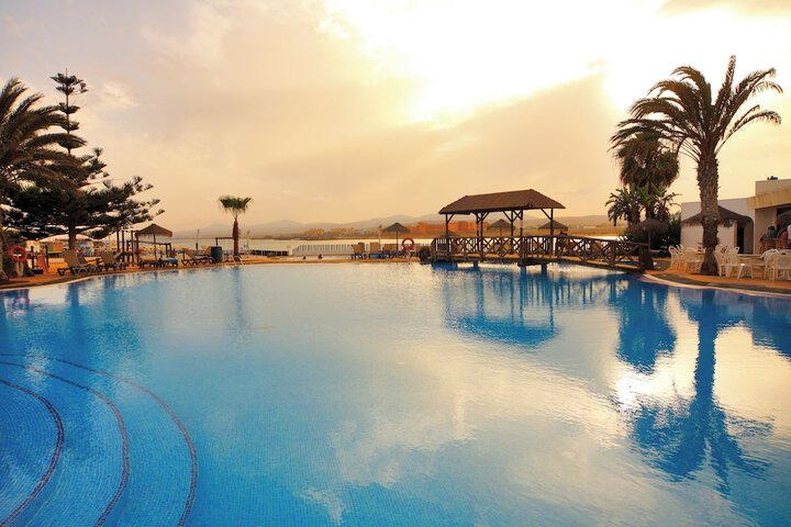 Pool Hotel