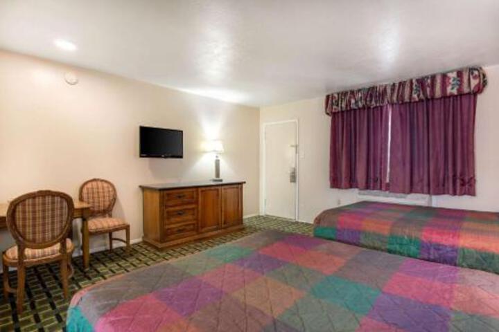 Room 18 of 49