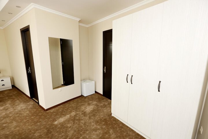 Room 7 of 52