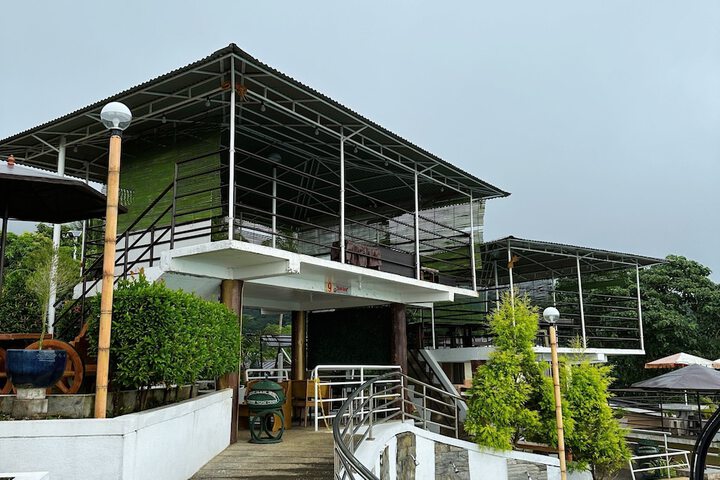 Hotel 53 of 72