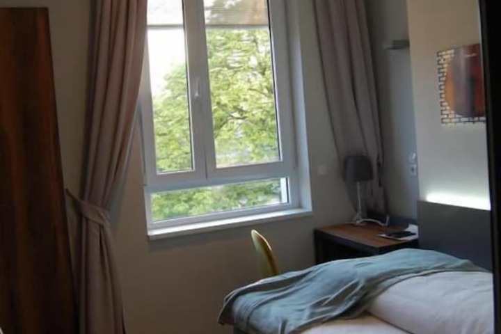 Room 19 of 67