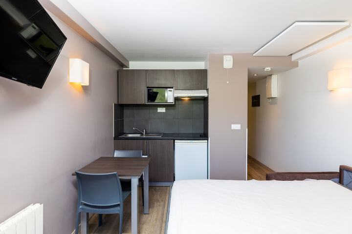 Room 14 of 62