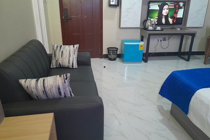 Room 15 of 52
