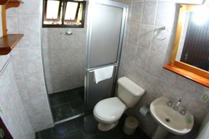Room 3 of 72