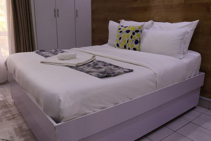 Room 12 of 60