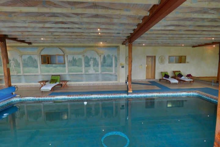 Pool 39 of 67