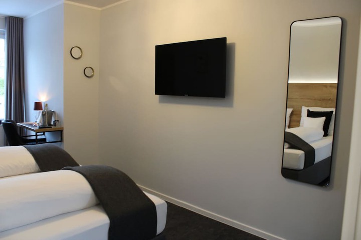Room 19 of 63