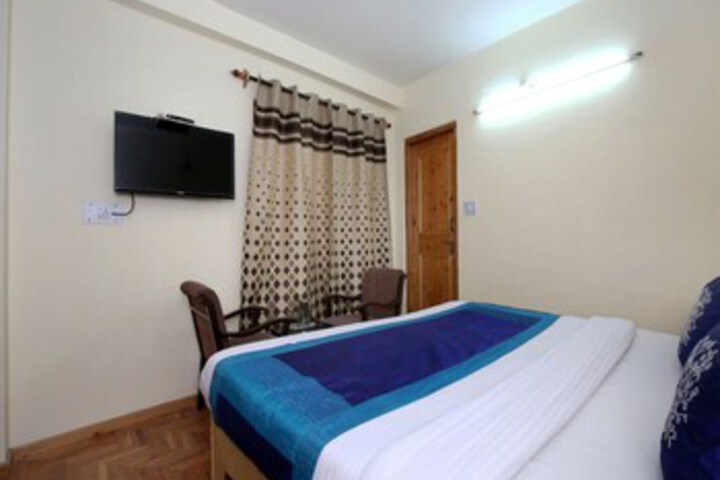 Room 21 of 24