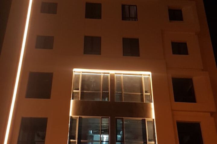 Hotel 44 of 48