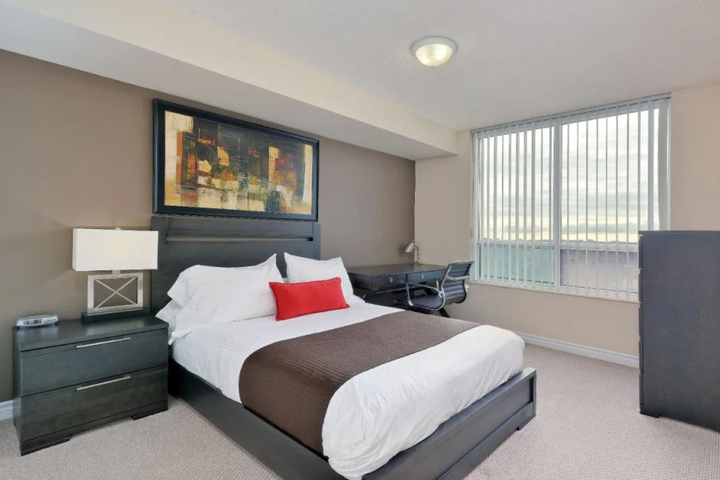 Room 6 of 21