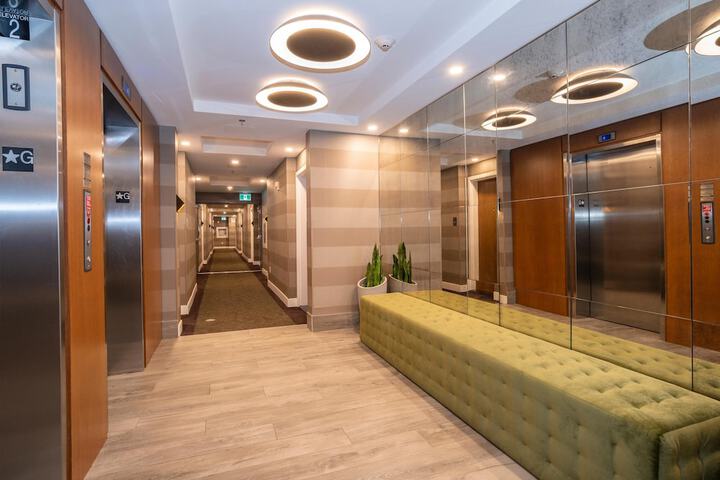 Ballroom/Hall 56 of 67